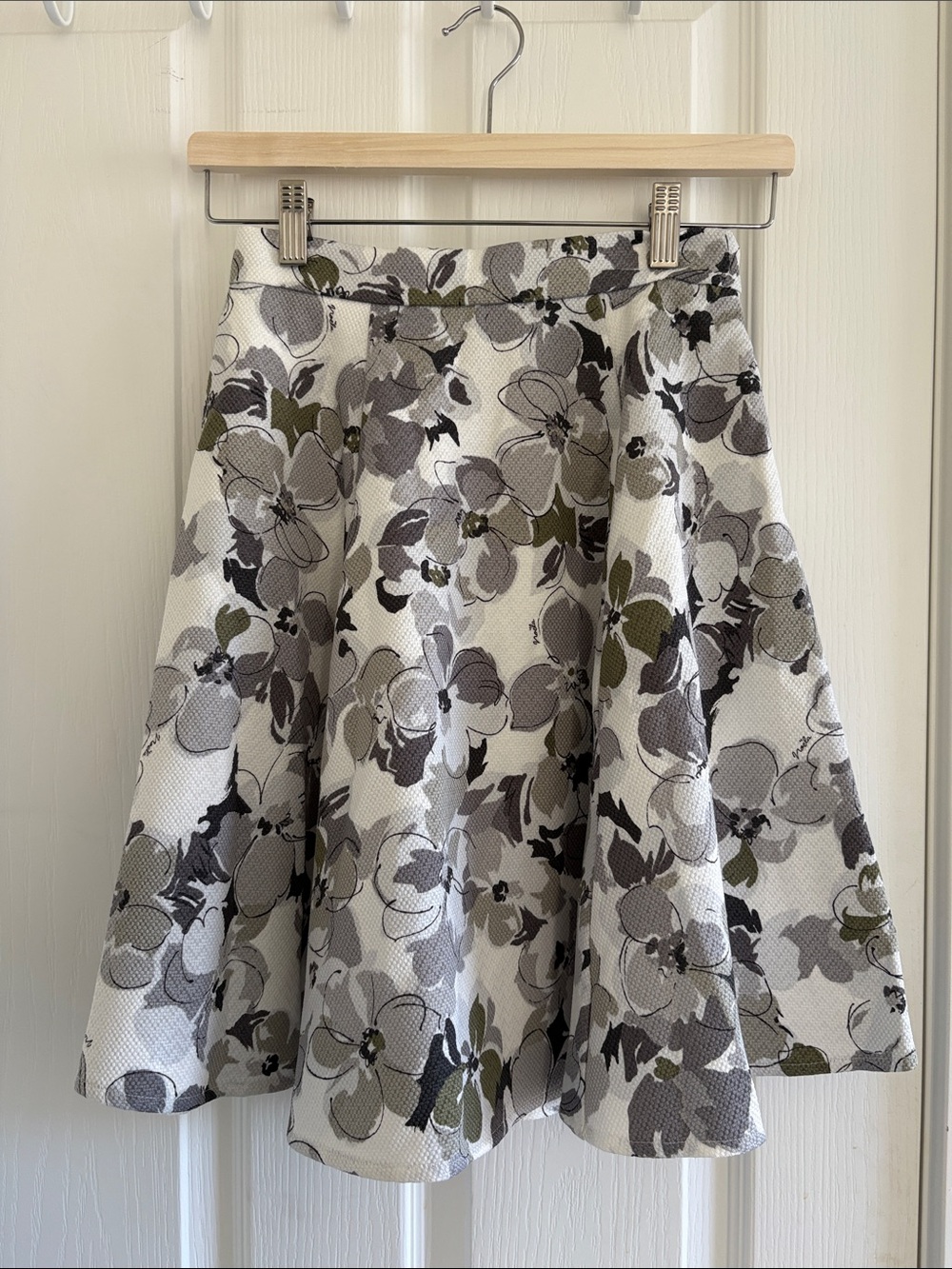 🇯🇵 NOËLA Floral A-Line Skirt